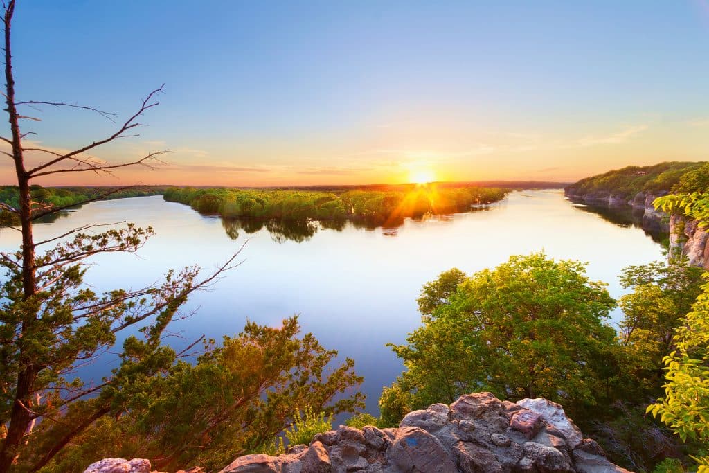 Elegant Concierge Services Reviews Family Lake Vacation Destinations (2)